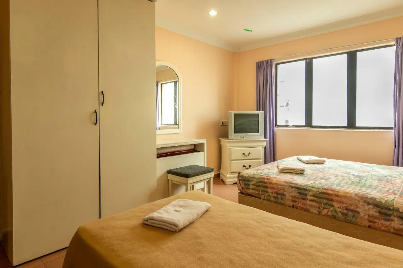 Hotel Grande Malacca 3*,